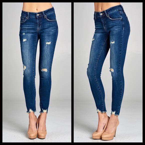 CLEARANCE-FIRM‼️Lizzy Distressed Skinnies - Picture 7 of 8